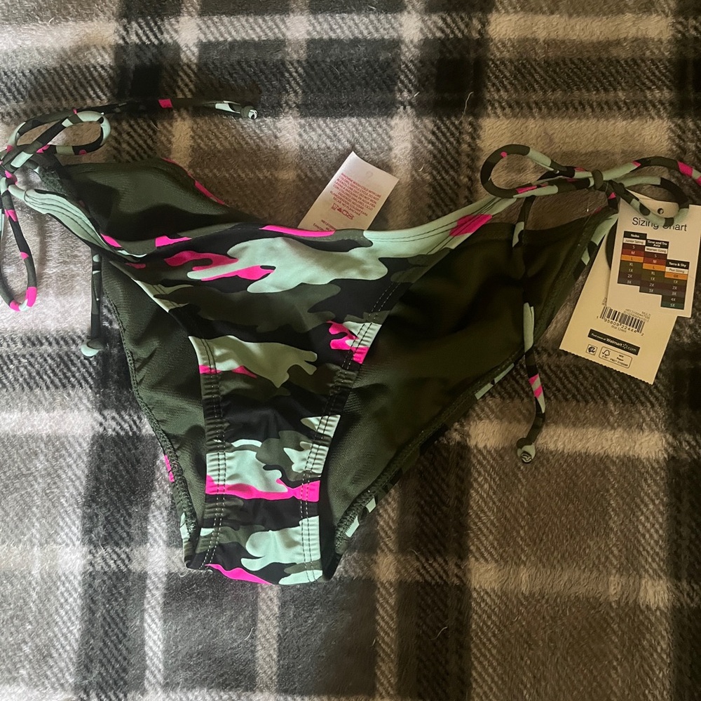 No Boundaries Green and Pink Bikini Swimwear